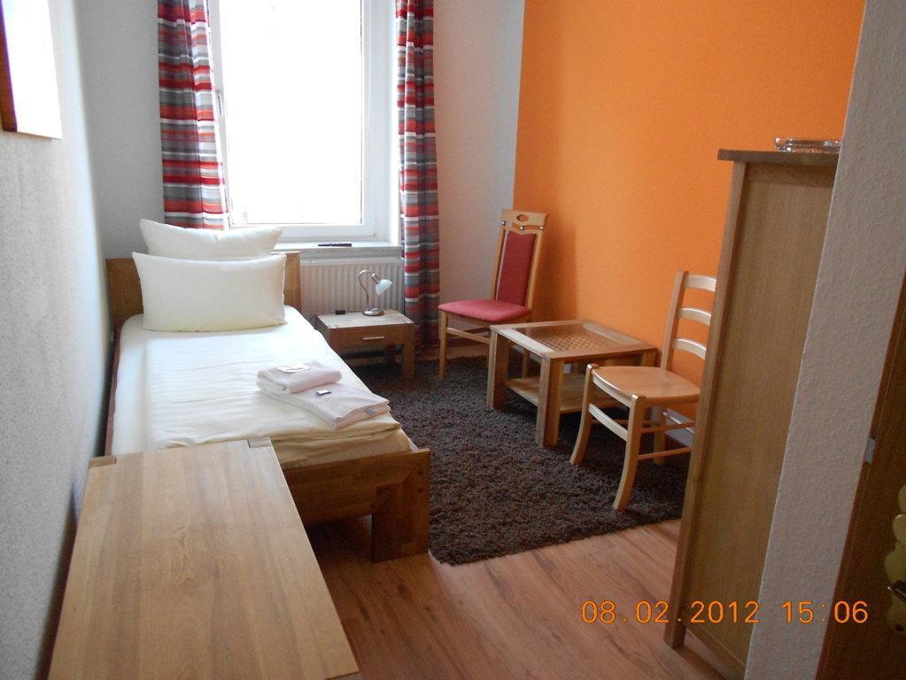 Hotel Ausspann Heidenau  Zimmer foto
